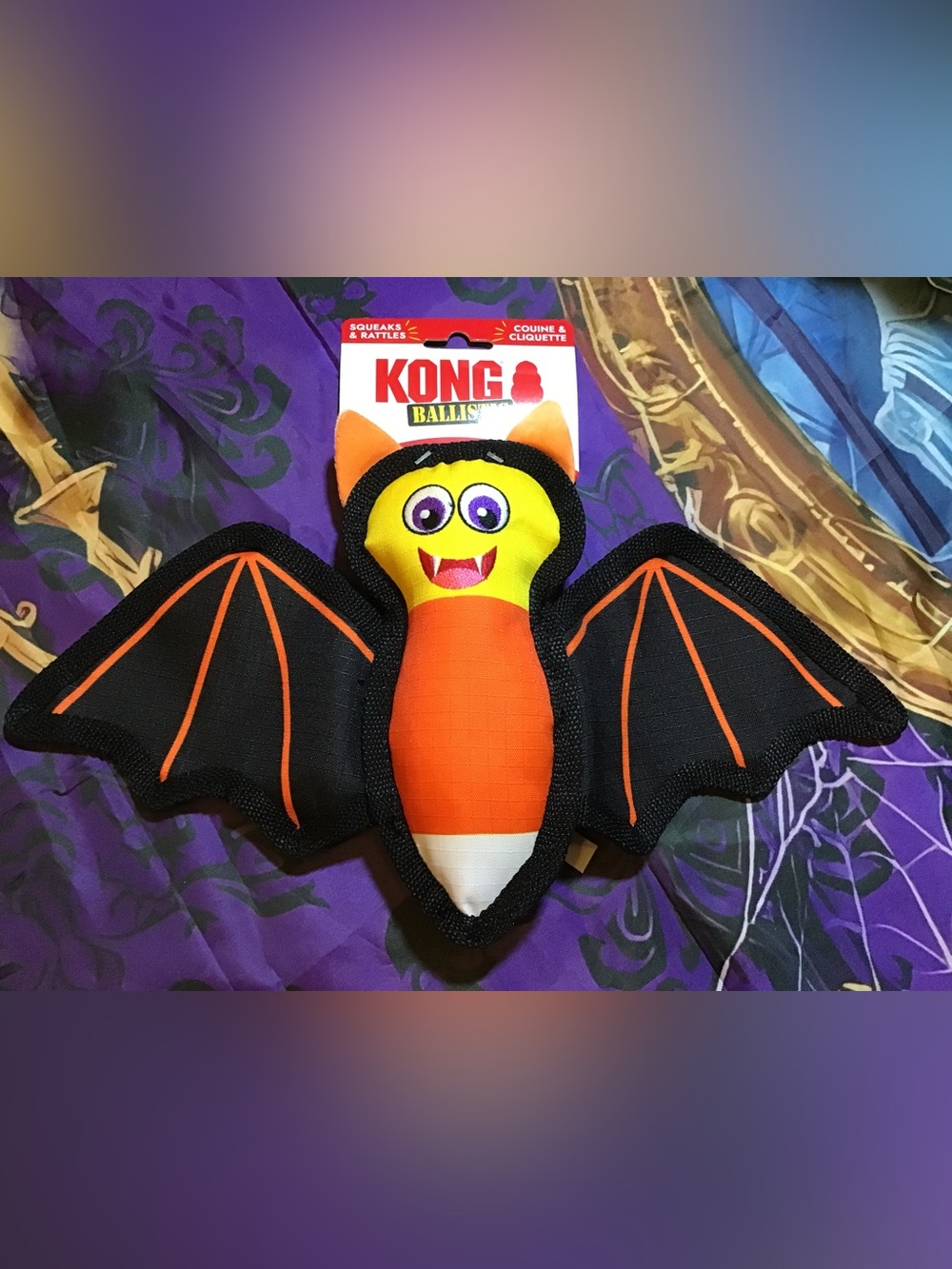 Kong ballistic bat squeaks & rattles dog toy afraid-NEW